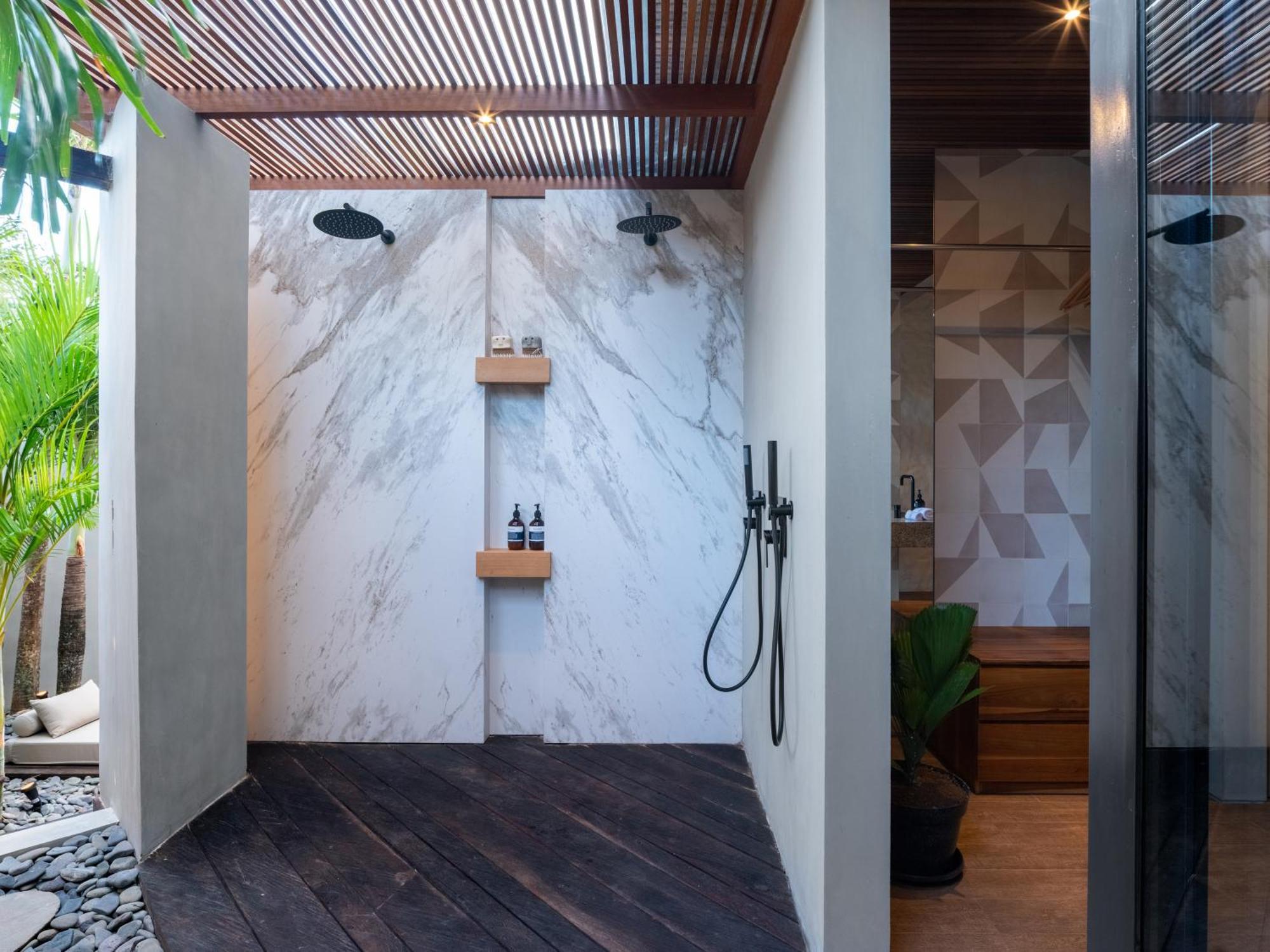 Kerobokan Villa Feh Bali By House Of Winds - Neo Tropical Eden Near Canggu מראה חיצוני תמונה