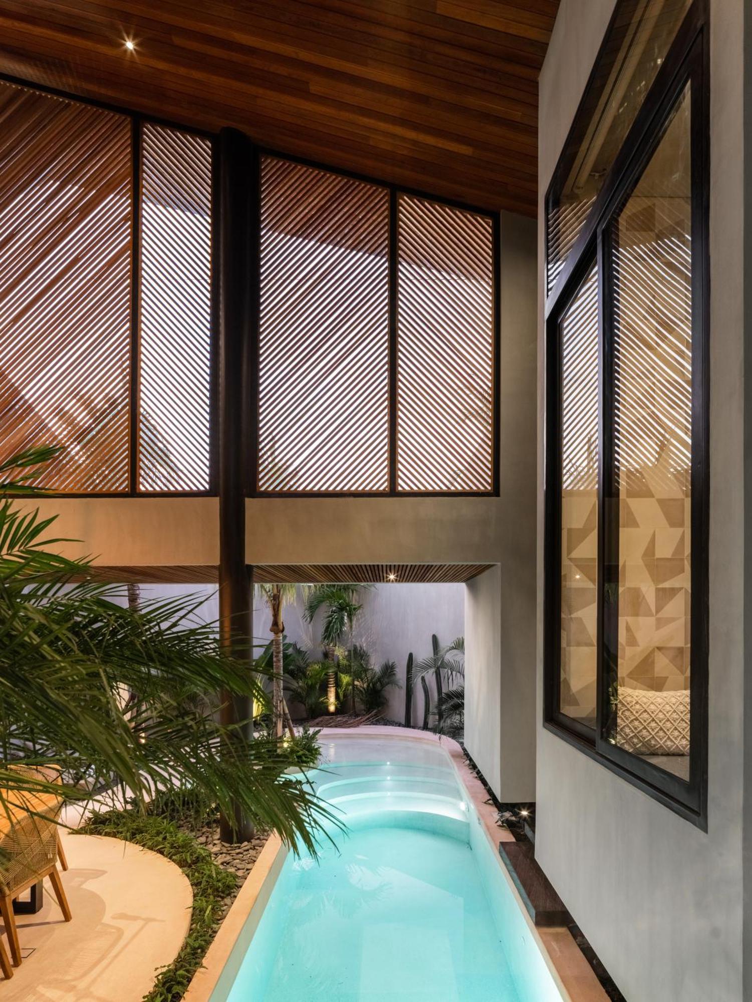 Kerobokan Villa Feh Bali By House Of Winds - Neo Tropical Eden Near Canggu מראה חיצוני תמונה